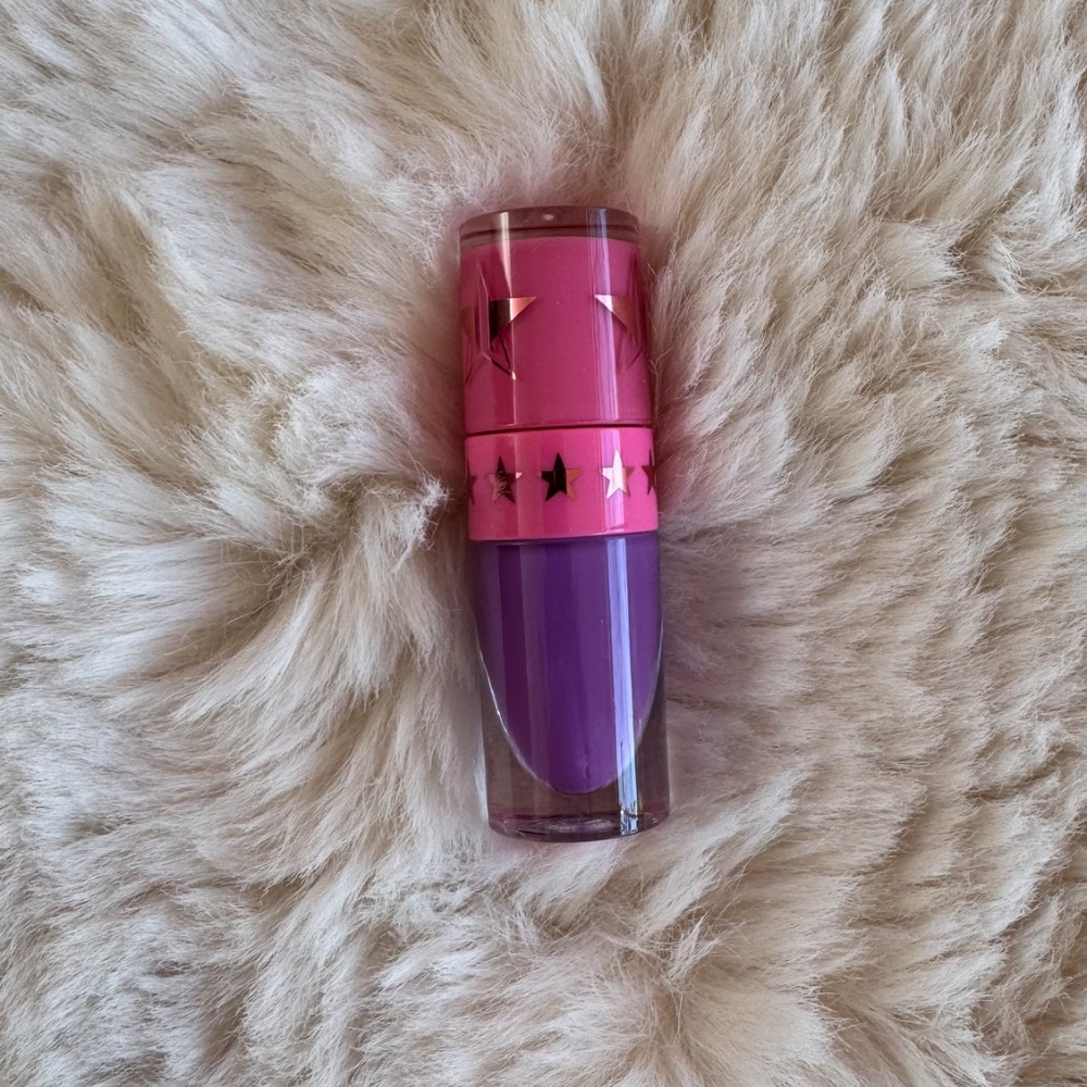 2x RARE NEW Mini Jeffree Star Liquid Lipstick - Island Btch - Picture 2 of 8